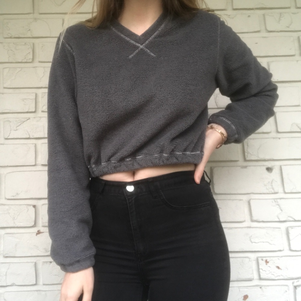 VINTAGE CROPPED SWEATSHIRT